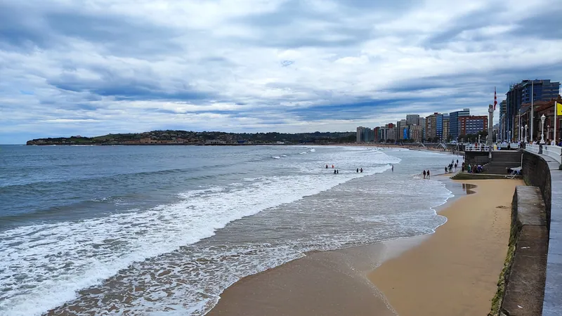 Playa de San Lorenzo