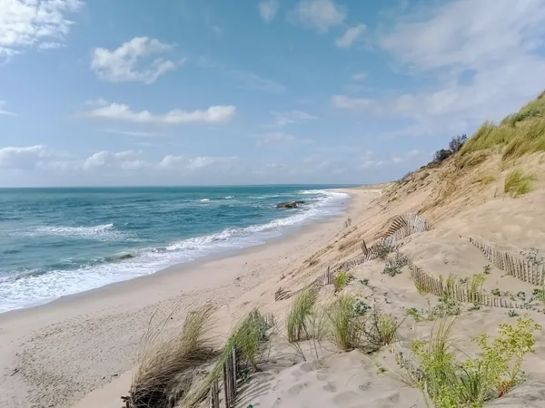 Le Verdon-sur-Mer Cove