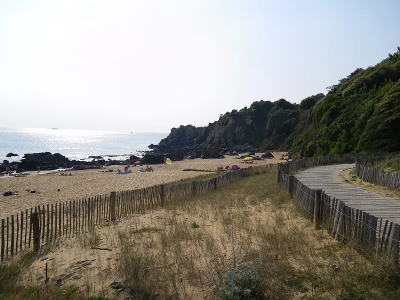 Plage des Jaunais Cove
