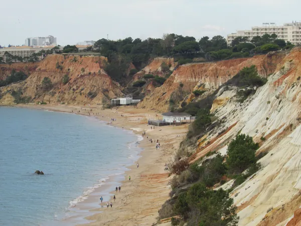 Praia da Falésia