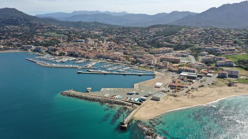 Plage de Porraja