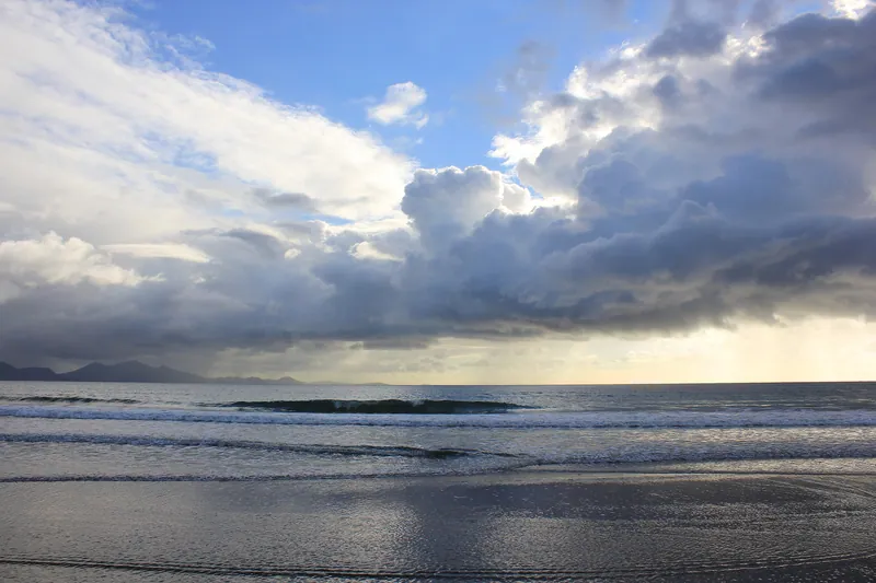 Traeth Llanddwyn