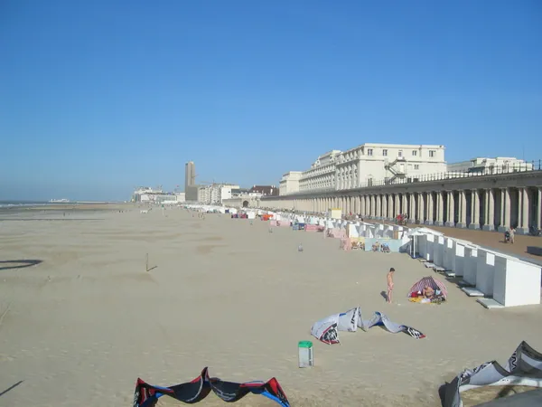 Retro Beach