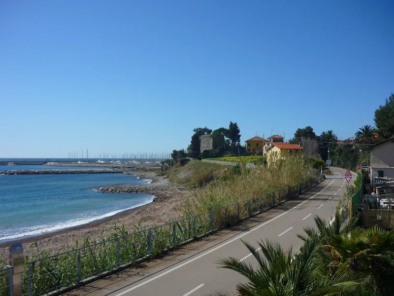Spiaggia Libera Aregai di Cipressa