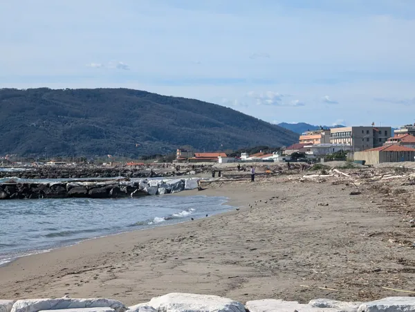 Spiaggia libera Marinella