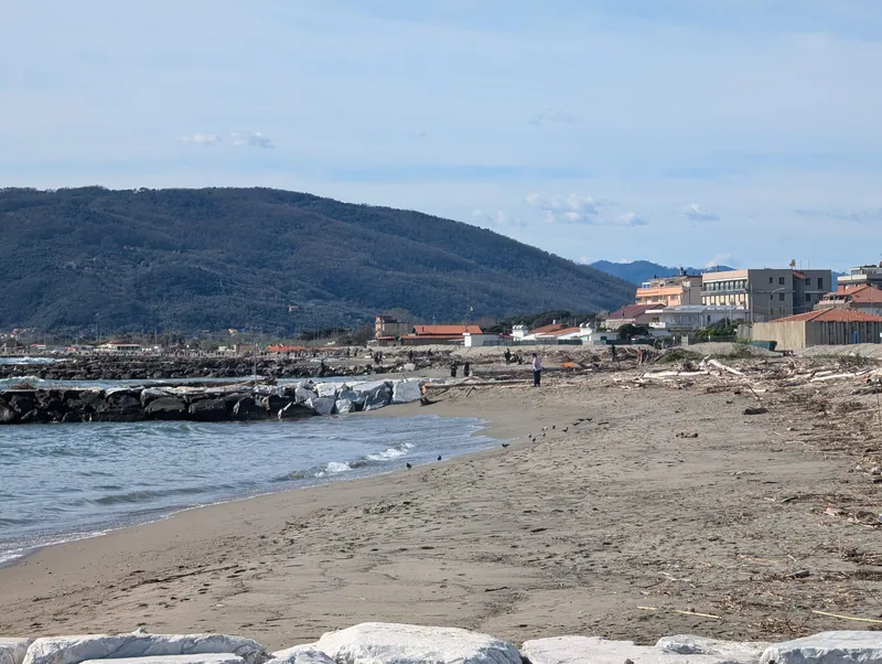 Spiaggia libera Marinella