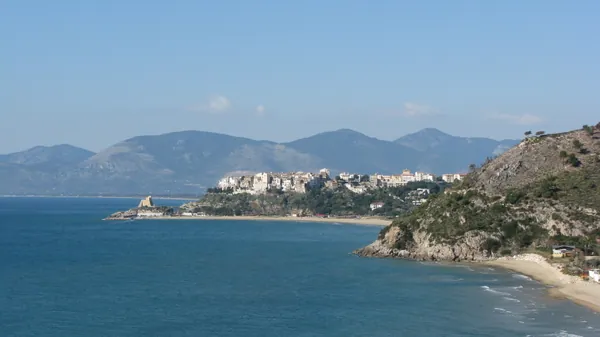 Spiaggia libera pubblica Sperlonga
