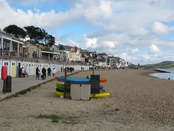 Lyme Regis Beach